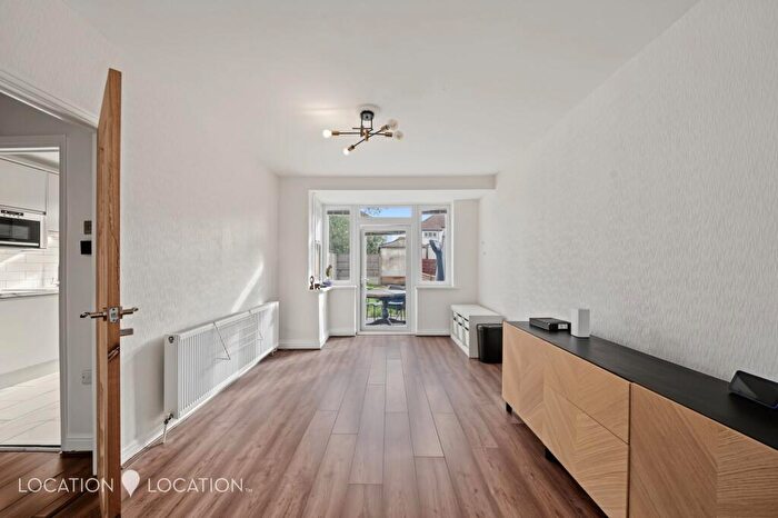 3 Bedroom House To Rent In Westerham Avenue, London, N9