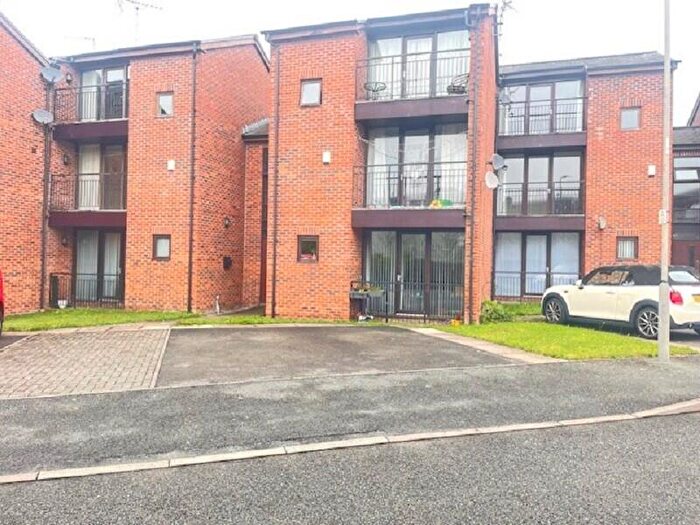 2 Bedroom Apartment For Sale In Deerbourne Close, Liverpool, Merseyside., L25