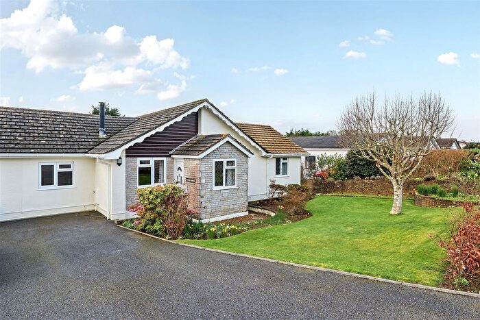 4 Bedroom Semi-Detached Bungalow For Sale In Parc Peneglos, Mylor Bridge, Falmouth, TR11