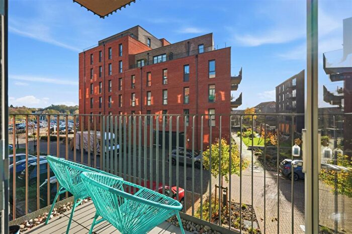 2 Bedroom Apartment For Sale In Printworks Drive, Norwich, NR3