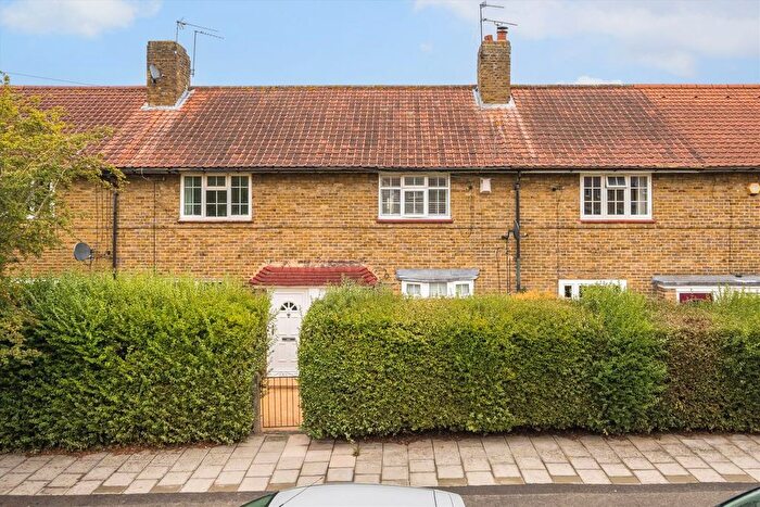 2 Bedroom Property For Sale In Huntingfield Road, Putney, SW15