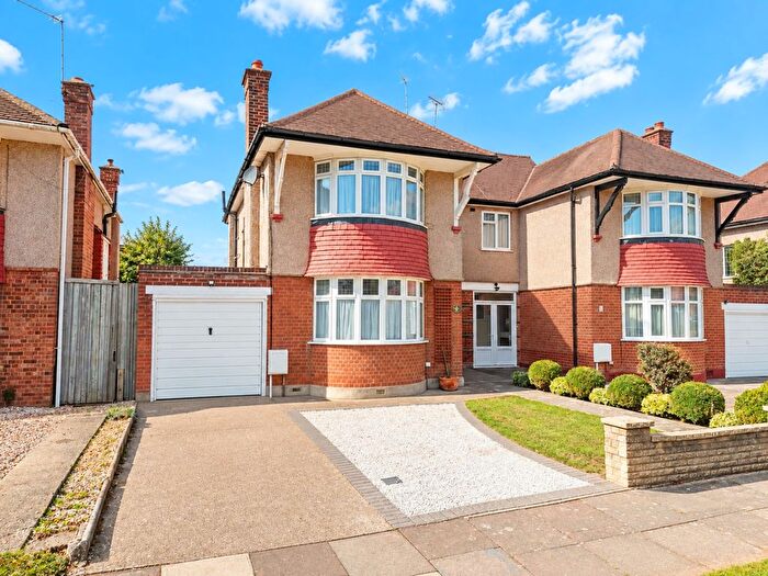 3 Bedroom Semi-Detached House For Sale In The Drive, Harrow Garden Village, HA2