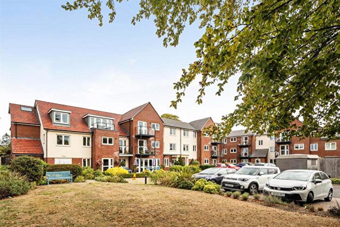 2 Bedroom Retirement Property For Sale In Chiltern Lodge, Princes Risborough, Buckinghamshire, HP27