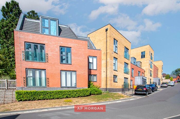 2 Bedroom Apartment For Sale In New House Farm Drive, Bournbrook House, Birmingham, West Midlands, B31