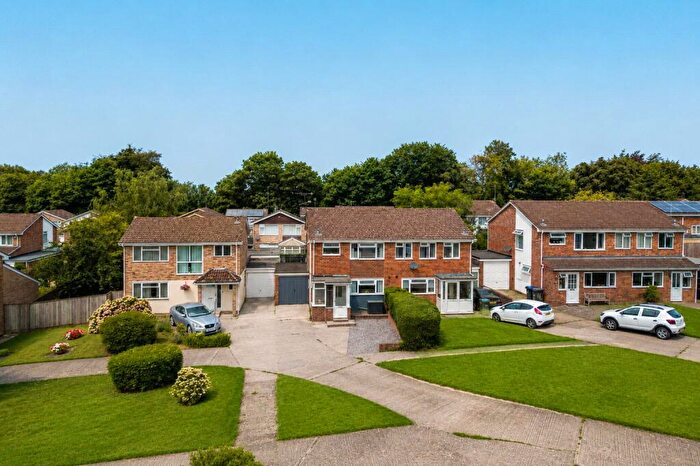 3 Bedroom Semi-Detached House For Sale In Broadleas Park, Devizes, Wiltshire, SN10