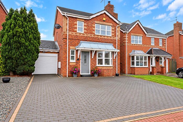 3 Bedroom Detached House For Sale In Helm Drive, Hull, HU9