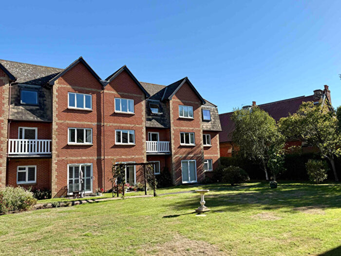 1 Bedroom Apartment For Sale In St Johns Court, Princes Road, Felixstowe, IP11