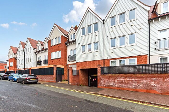 1 Bedroom Flat For Sale In Foots Cray High Street, Sidcup, DA14