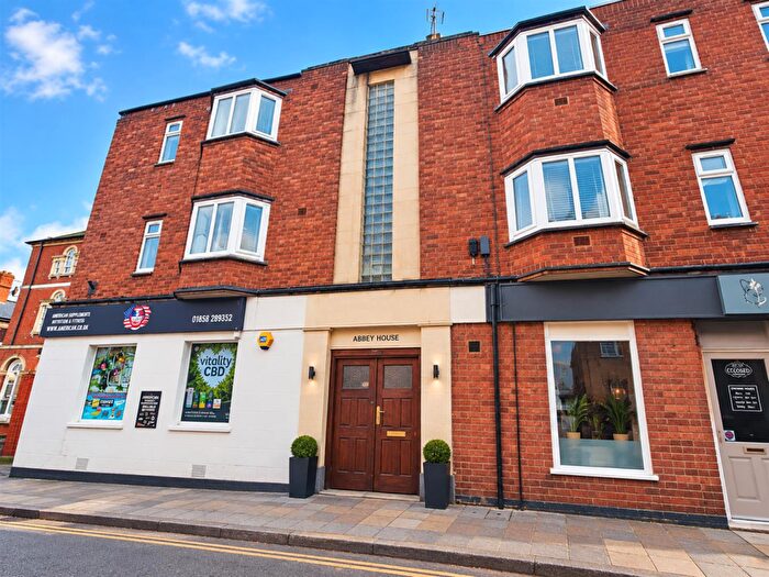 1 Bedroom Flat To Rent In Abbey Street, Market Harborough, Leicestershire, LE16