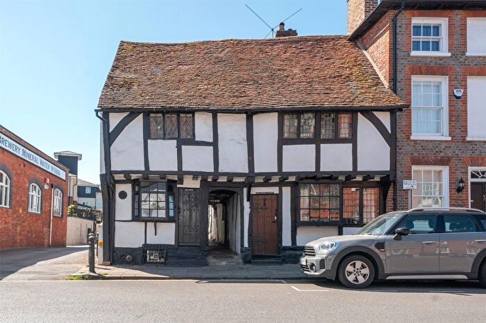 3 Bedroom Terraced House For Sale In New Street, Henley-On-Thames, RG9