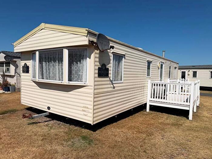 3 Bedroom Caravan For Sale In Three Bed Abi Horizon Exclusive, North Denes, The Ravine, Lowestoft, Suffolk, NR32