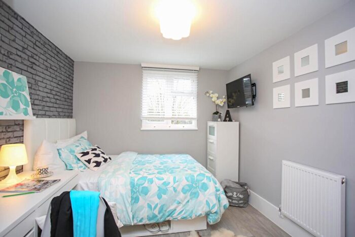Studio To Rent In , Lyndhurst Road, Luton, Bedfordshire, LU1