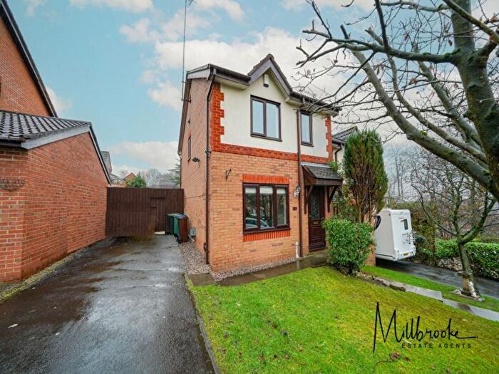 3 Bedroom Semi-Detached House To Rent In Maesbrook Drive, Tyldesley, M29