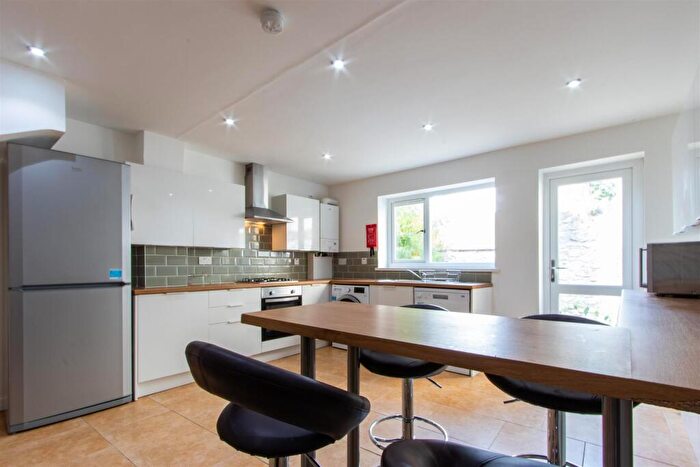 6 Bedroom Private Hall To Rent In Crwys Place, Cathays, CF24