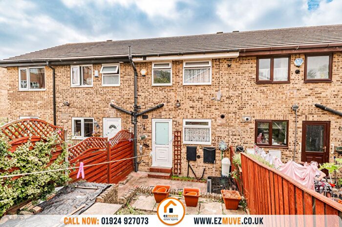 2 Bedroom Terraced House For Sale In Well Lane, Dewsbury, WF13