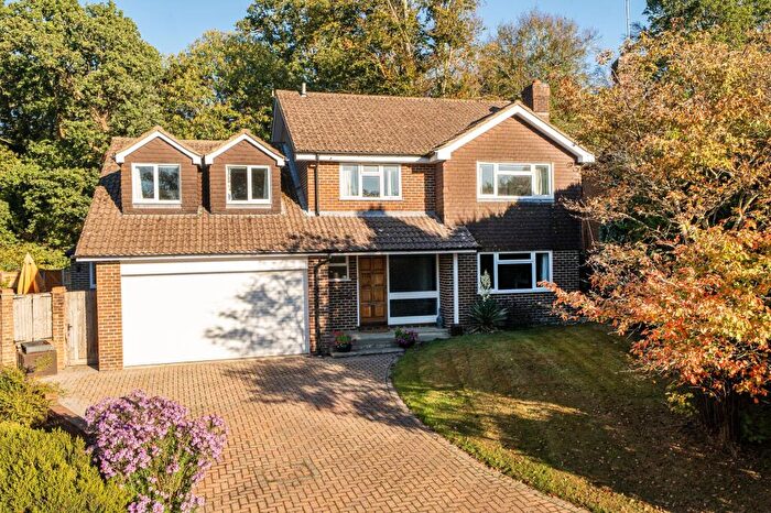 5 Bedroom Detached House For Sale In Goodwood Close, Midhurst, GU29