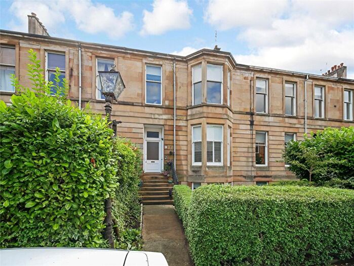 2 Bedroom Apartment To Rent In Marywood Square, Strathbungo, Glasgow, G41