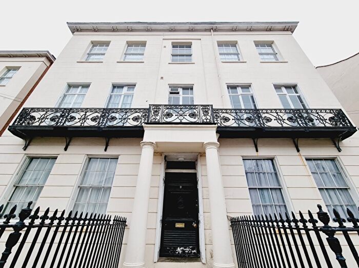 1 Bedroom Flat To Rent In Charlotte Street, Leamington Spa, CV31