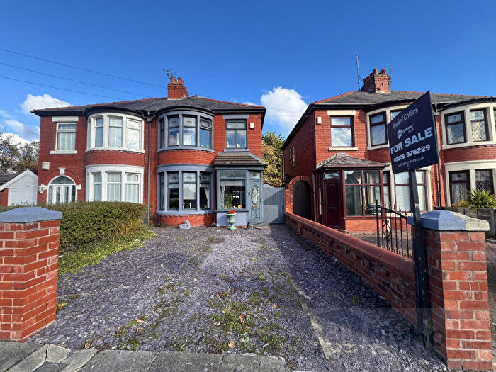 3 Bedroom Semi-Detached House For Sale In Park Road, Blackpool, Lancashire, FY1