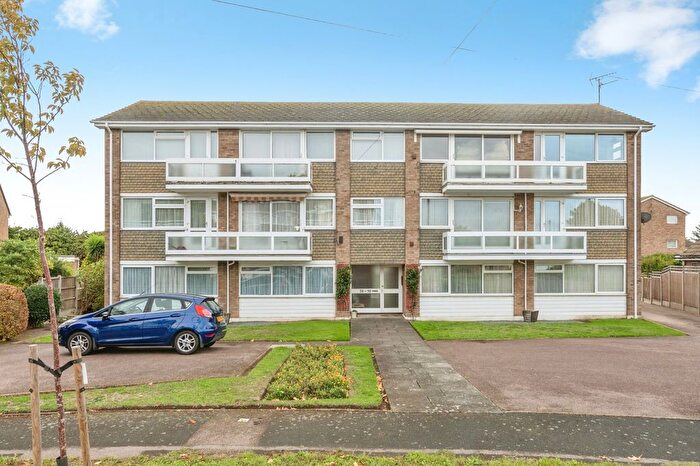 2 Bedroom Flat For Sale In Dungannon Chase, Thorpe Bay, Essex, SS1