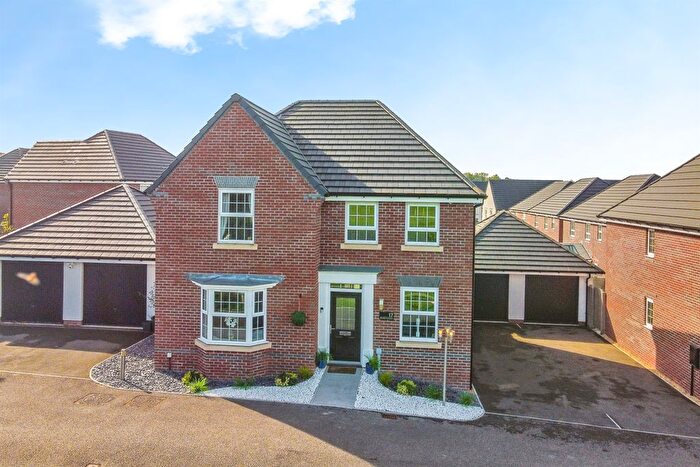 4 Bedroom Detached House For Sale In Rhodfa'r Hurricane, St. Athan, Barry, CF62