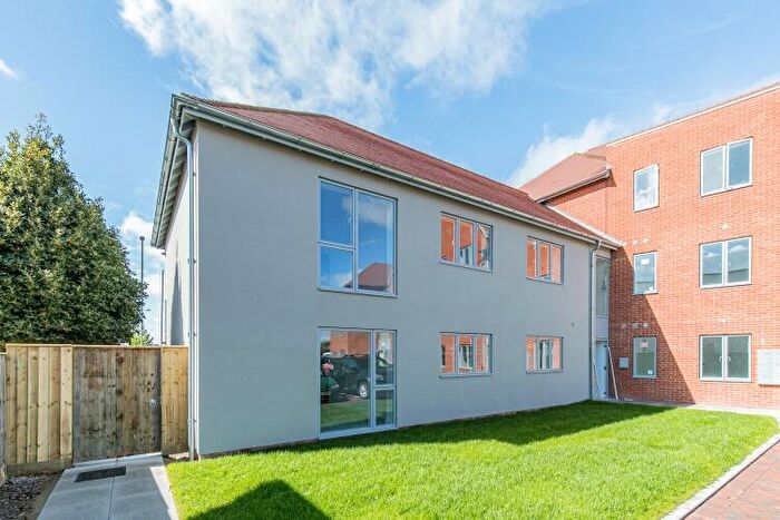 2 Bedroom Apartment To Rent In Denchworth Road, Grove, OX12