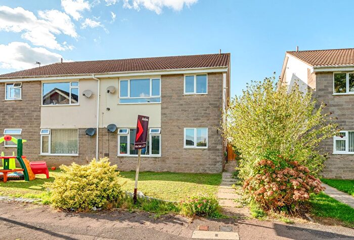 2 Bedroom Flat For Sale In Holly Walk, Westfield, Radstock, Somerset, BA3