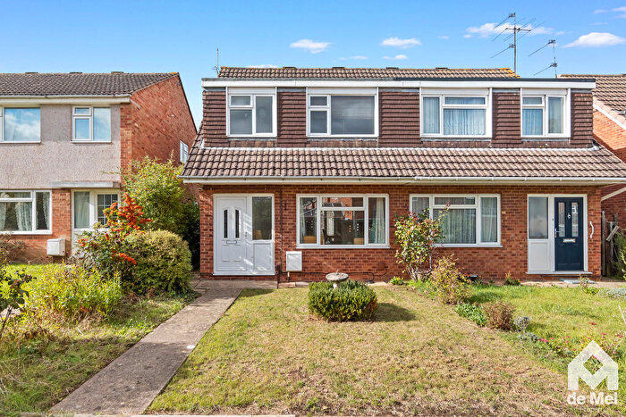 3 Bedroom Semi-Detached House For Sale In Medoc Close, Wymans Brook, Cheltenham, GL50