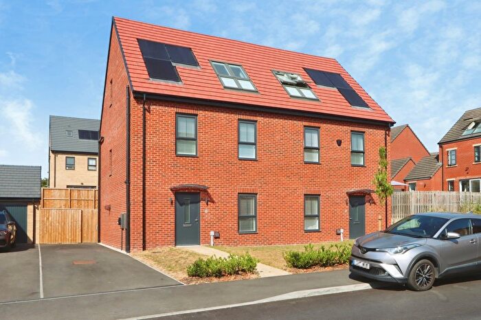4 Bedroom Semi-Detached House For Sale In Whitebeam Rise, Kiveton Park, Sheffield, South Yorkshire, S26