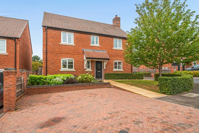 4 Bedroom Detached House To Rent In Hawthorn Close, Martley, Worcester, WR6