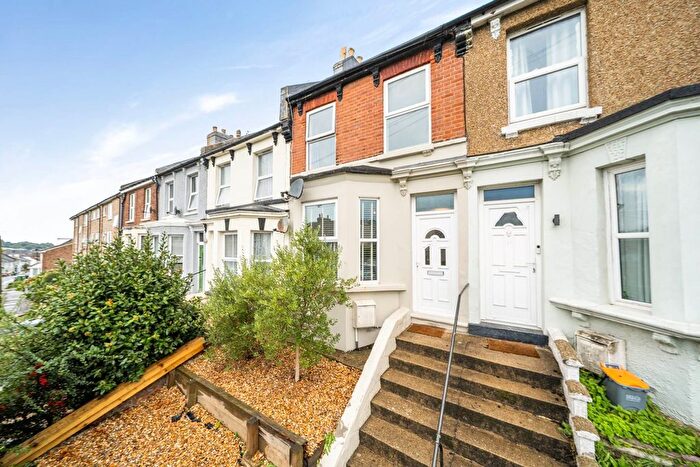 3 Bedroom Terraced House For Sale In Harold Road, Hastings, TN35