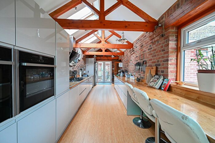 4 Bedroom Detached Bungalow For Sale In Broadshard Lane, Ringwood, BH24
