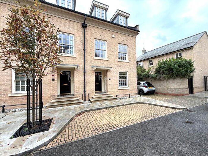 4 Bedroom Semi-Detached House To Rent In River Place, St Ives, PE27