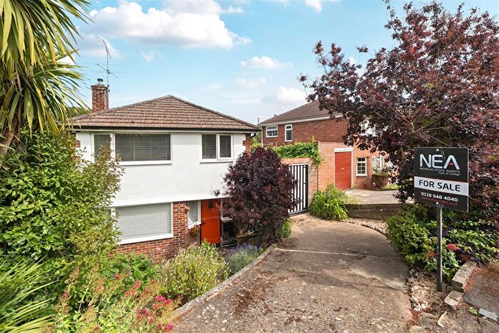 3 Bedroom Detached House For Sale In Sheridan Avenue, Caversham, Reading, RG4