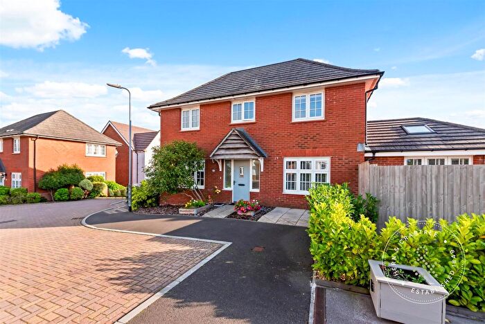 3 Bedroom Detached House For Sale In Clos Goch, Pentyrch, Cardiff, CF15