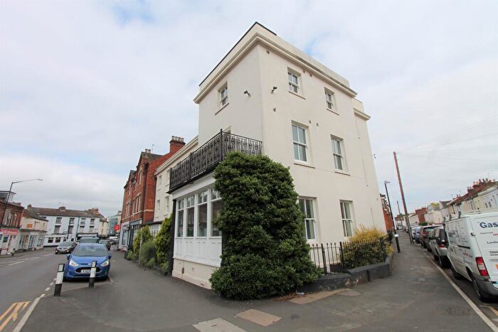 2 Bedroom Flat To Rent In , The George, George Street, Leamington Spa, Warwickshire, CV31