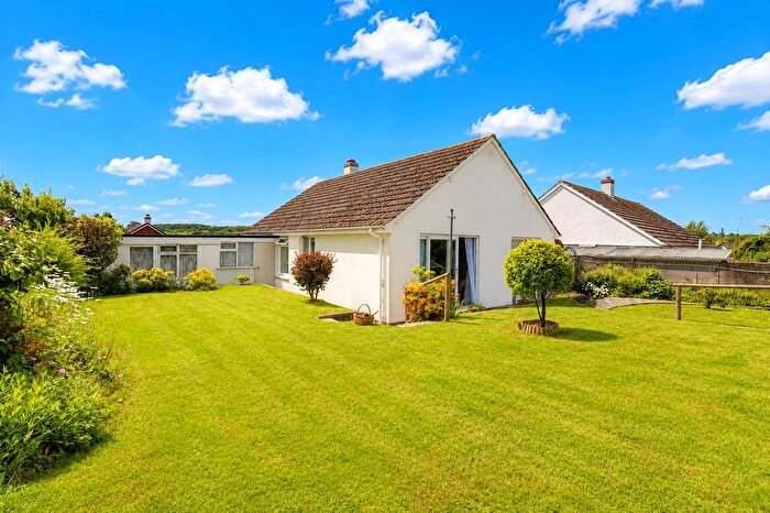 3 Bedroom Bungalow For Sale In Elizabeth Close, Barnstaple, Devon, EX31