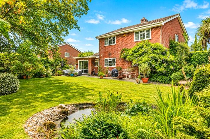4 Bedroom Detached House For Sale In Sun Gardens, Burghfield Common, Reading, Berkshire, RG7