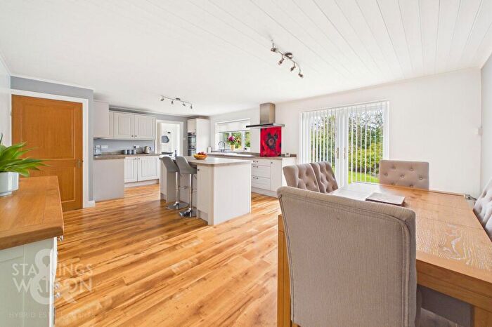 4 Bedroom Detached House For Sale In Harleston Road, Rushall, Diss, IP21