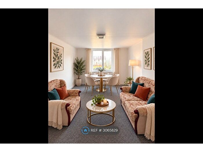 2 Bedroom Flat To Rent In Middlefield Crescent, Aberdeen, AB24