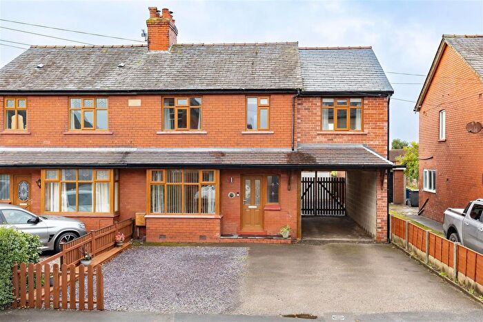 3 Bedroom Semi-Detached House For Sale In Church Road, Tarleton, Preston, PR4
