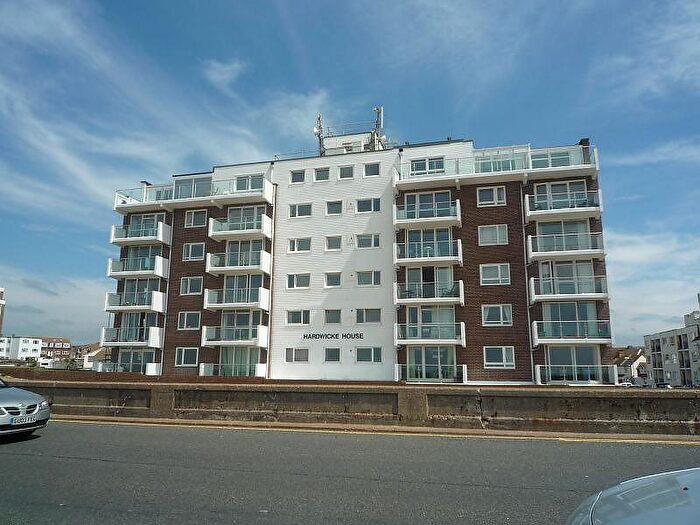 2 Bedroom Apartment To Rent In Hardwicke House, Esplanade, BN25