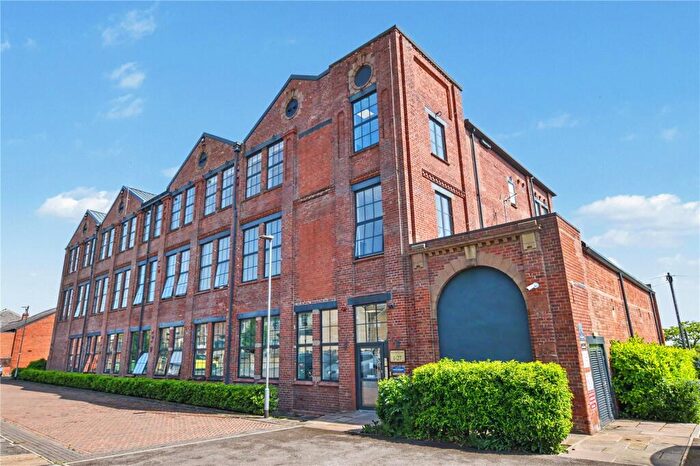 2 Bedroom Apartment For Sale In Park Mill Court, Morley, Leeds, West Yorkshire, LS27