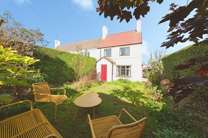 3 Bedroom Semi-Detached House For Sale In Bonsall Lane, Alfreton, DE55