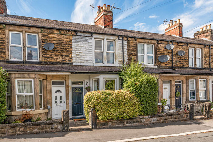 2 Bedroom Terraced House For Sale In Regent Avenue, Harrogate, North Yorkshire, HG1