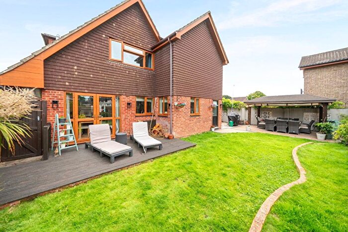 4 Bedroom Detached House For Sale In Nutwick Road, Havant, PO9