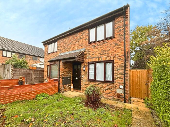 2 Bedroom Semi-Detached House For Sale In Sandown Court, Bletchley, MK3