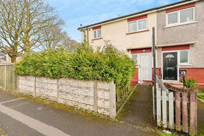 3 Bedroom Semi-Detached House For Sale In Wordsworth Road, Accrington, Lancashire, BB5