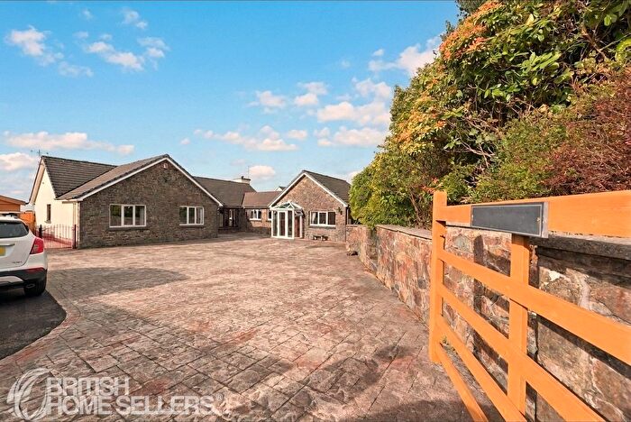 4 Bedroom Bungalow For Sale In Templeton, Narberth, Pembrokeshire, SA67