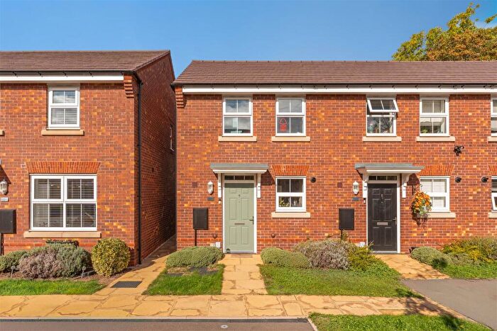 2 Bedroom End Of Terrace House For Sale In Portland Way, Bishops Itchington, CV47